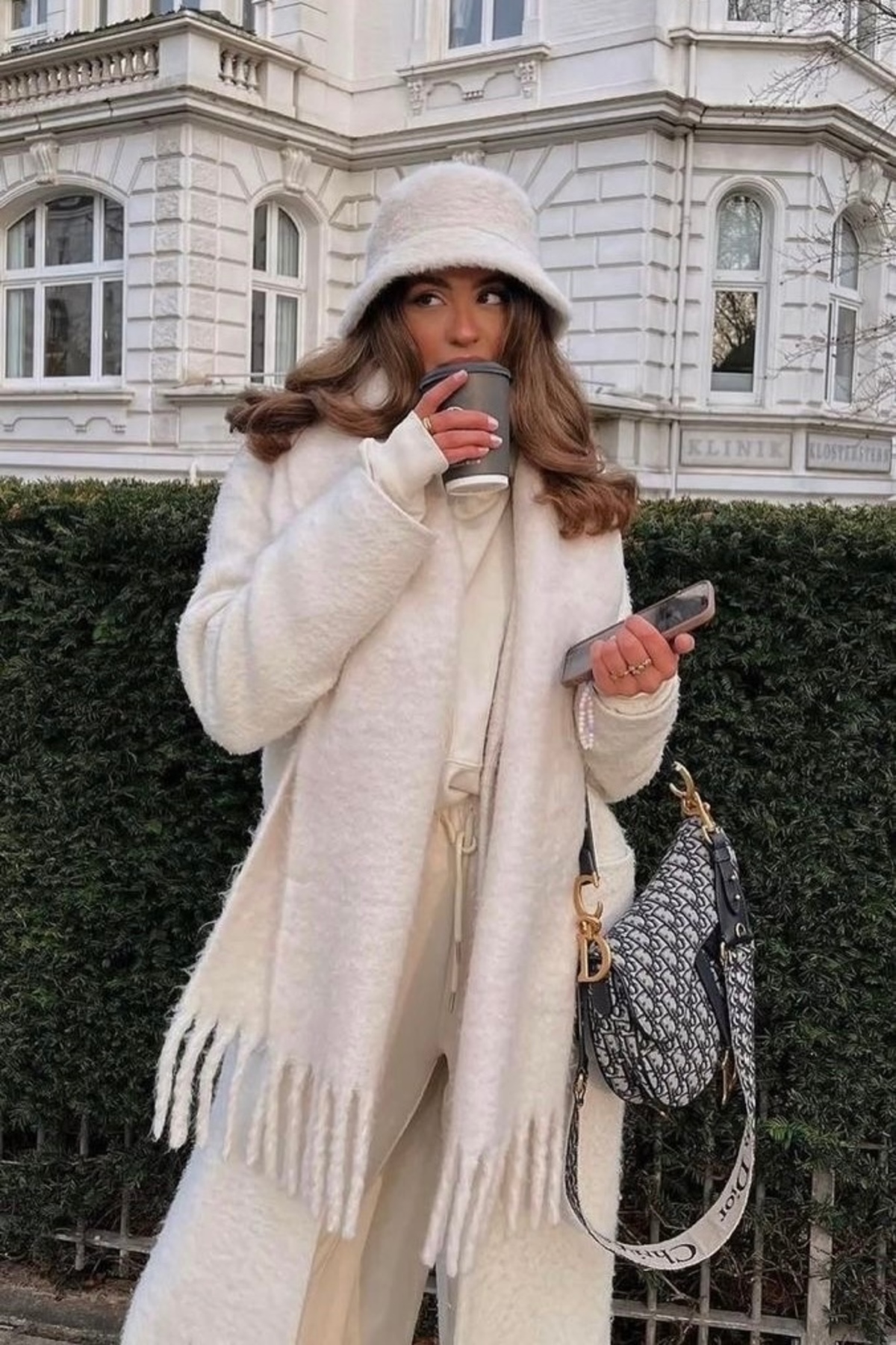 keisy  Alessa Atkı Yumuşak Dokulu Omuz Şalı (Krem Rengi) - Görsel 2