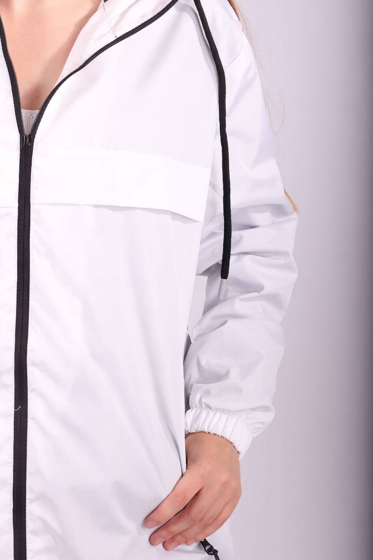 comstar  Kadın Içi Astarlı Suya Dayanıklı Kapüşonlu Cepli Yağmurluk - Görsel 2