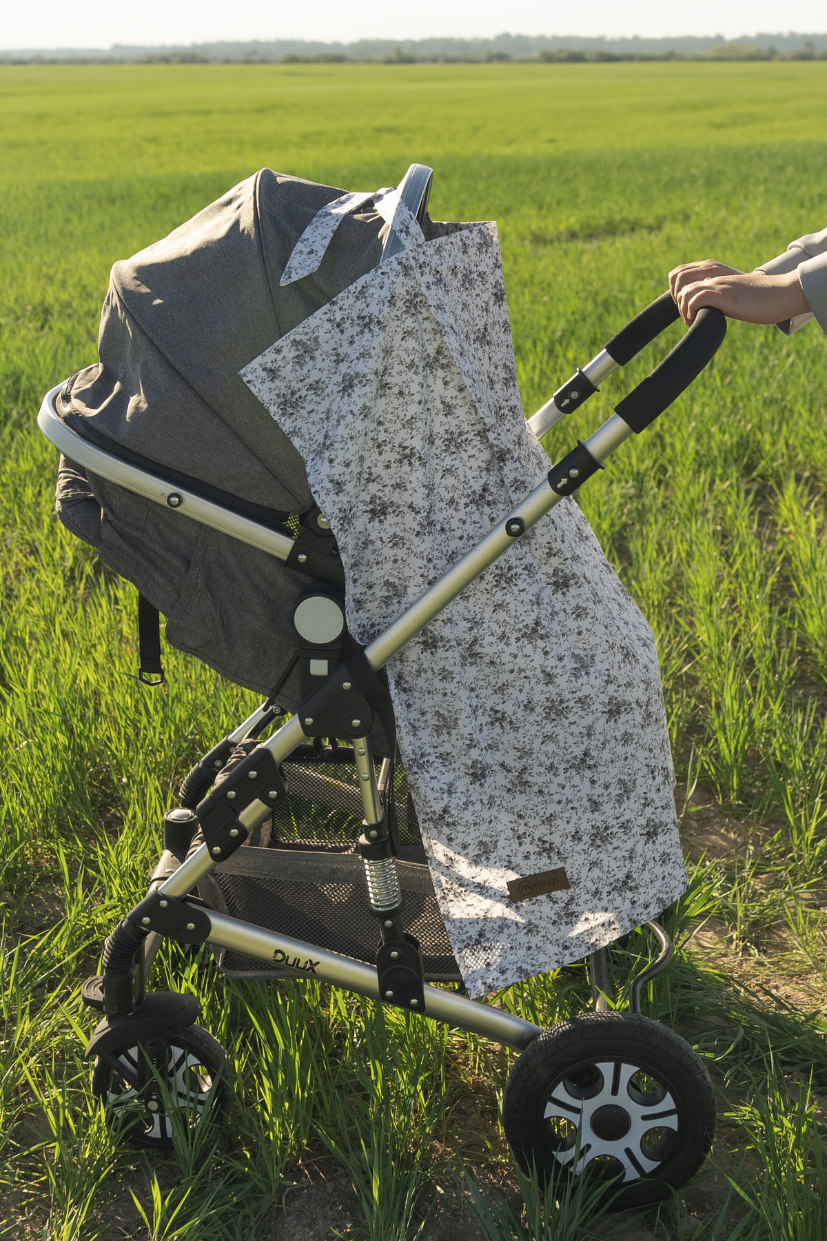 mordesign Çok Amaçlı Bebek Emzirme Örtüsü/Önlüğü; Puset, Bebek arabası örtüsü, Extra Büyük, Çıtır Seri, Gri fotoğrafı 6 (önizleme)