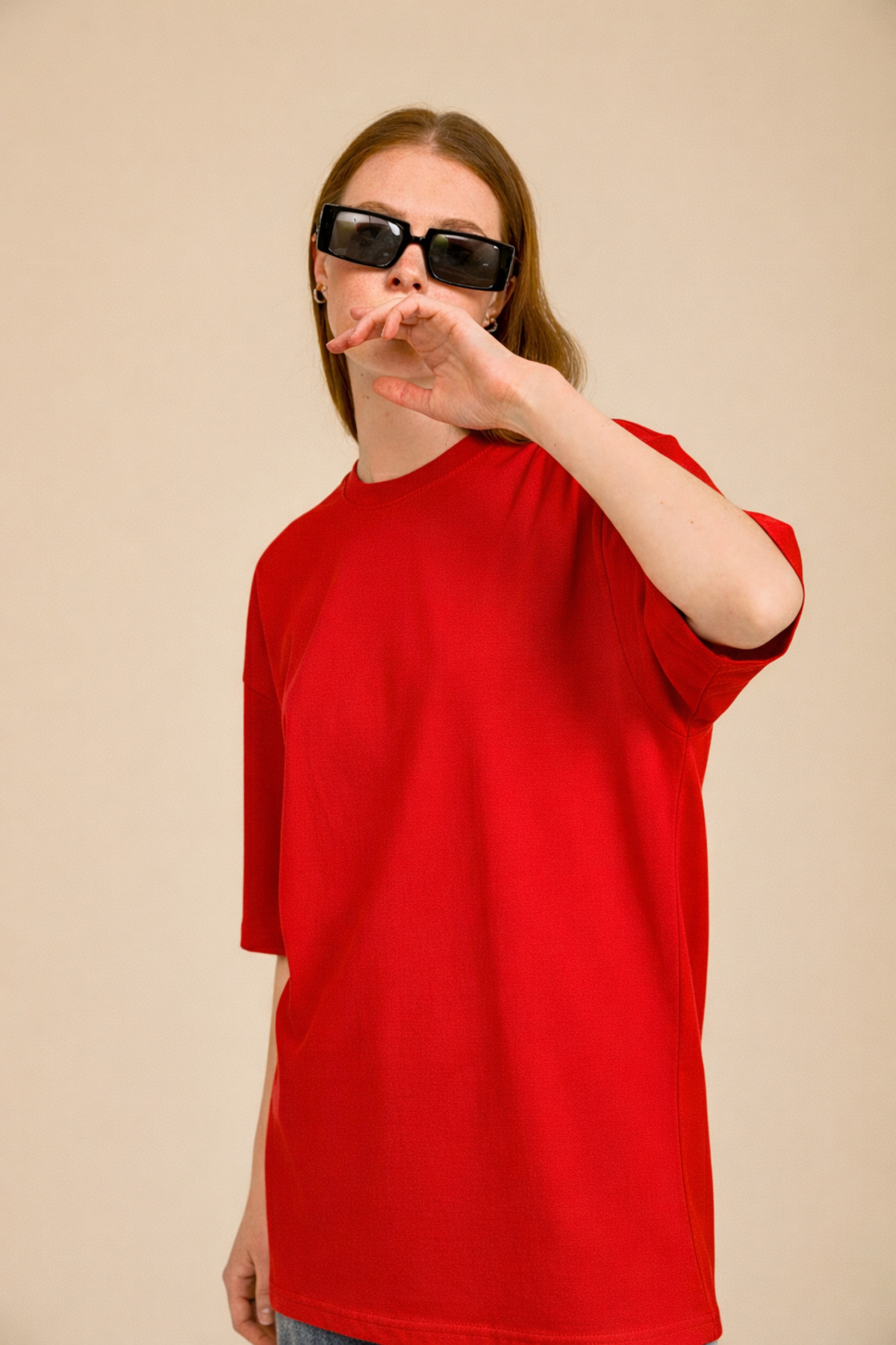 GUARAZ  Kadın Kırmızı Oversize Bisiklet Yaka %100 Pamuk Düz Basic Yazlık T-shirt - Görsel 3