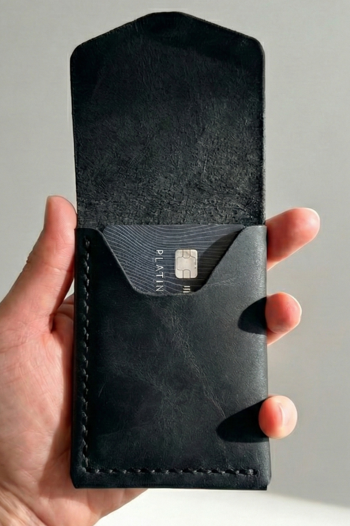 luvo  %100 Gerçek Deri Cüzdan | 3 Bölmeli 9 Kart Kapasiteli Minimal Cüzdan Hakiki Deri Kompakt Tasarım - Görsel 3