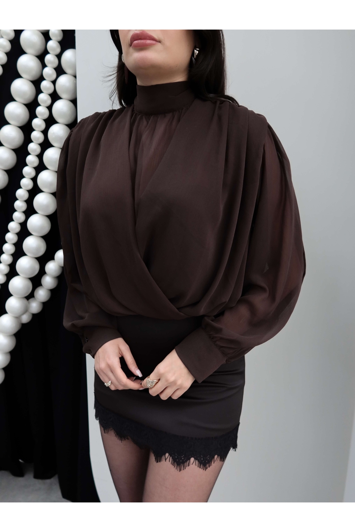 ESRAHELVACI  Yaka Bağlamalı Şifon Bluz - Görsel 4