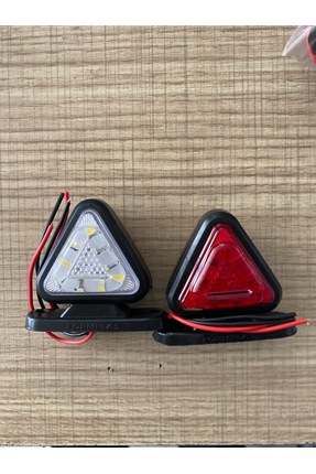 FORMPLAS ÜÇGEN MİNİ TAKOZ LAMBA KIRMIZI-BEYAZ 12 LEDLİ 12V-24V (10 ADET)