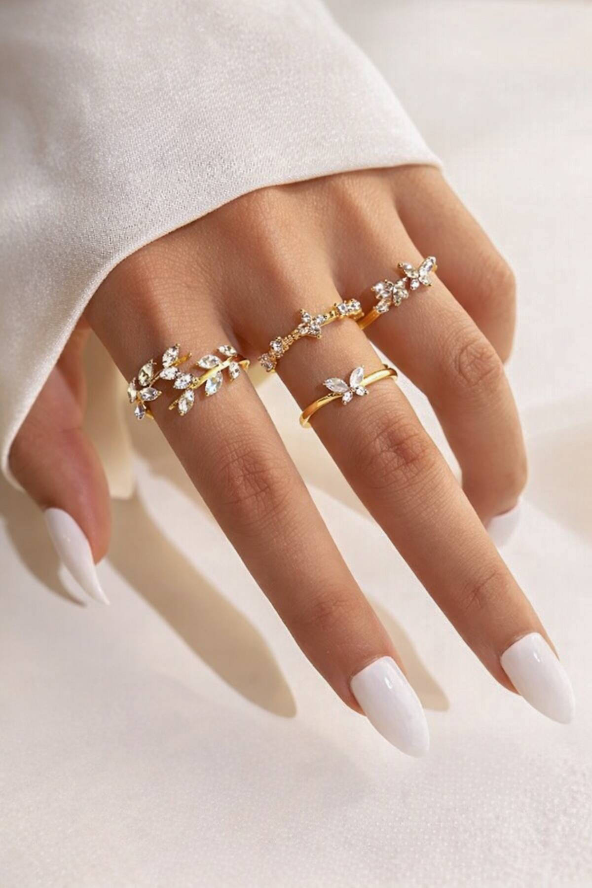 The Collection  4'lü Kombin Kelebek Çiçek Detaylı Eklem Gold Taşlı Yüzük Set - Görsel 4
