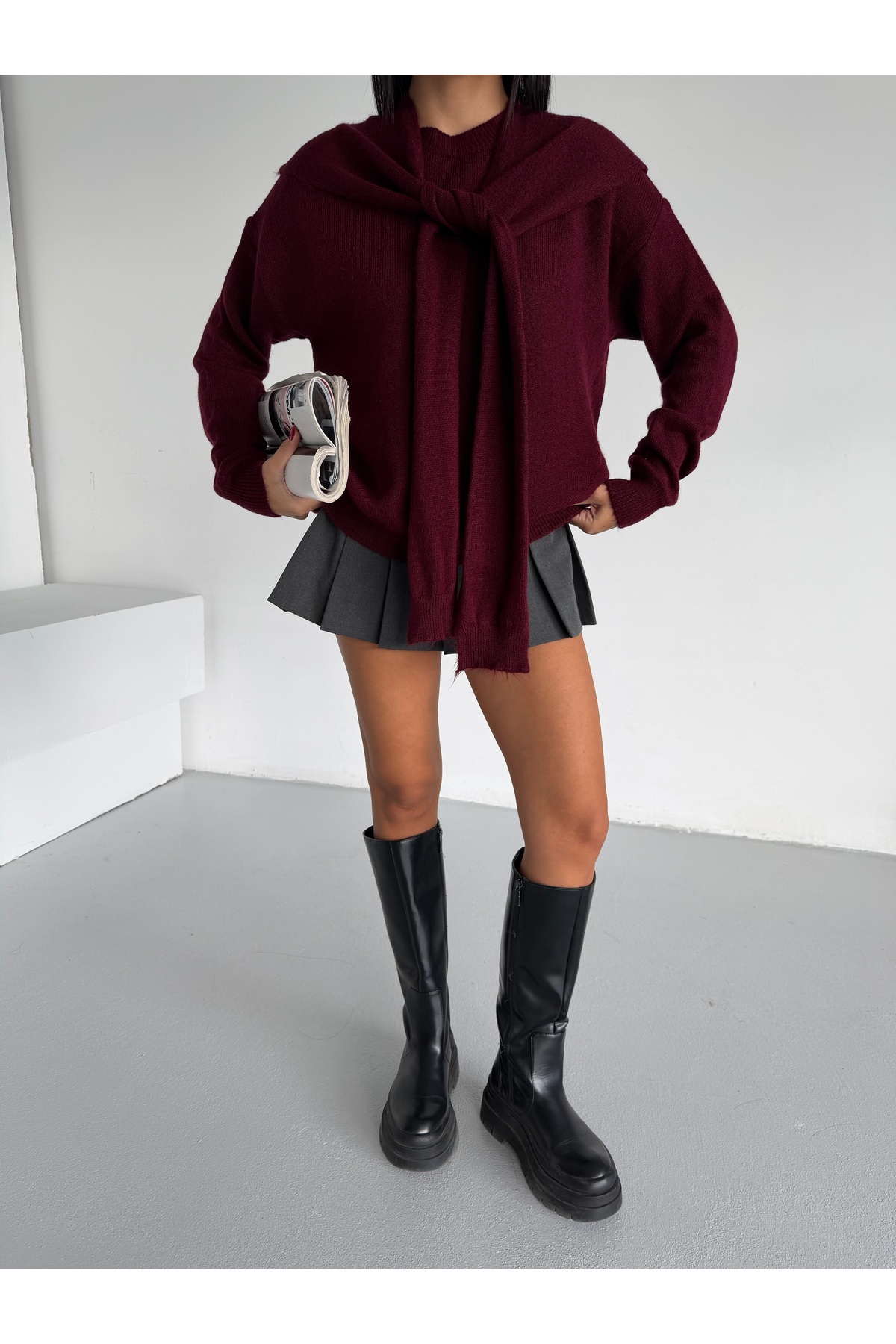 Lamierra  Atkı Detaylı Yumoş Kadın Triko Kazak - Görsel 2