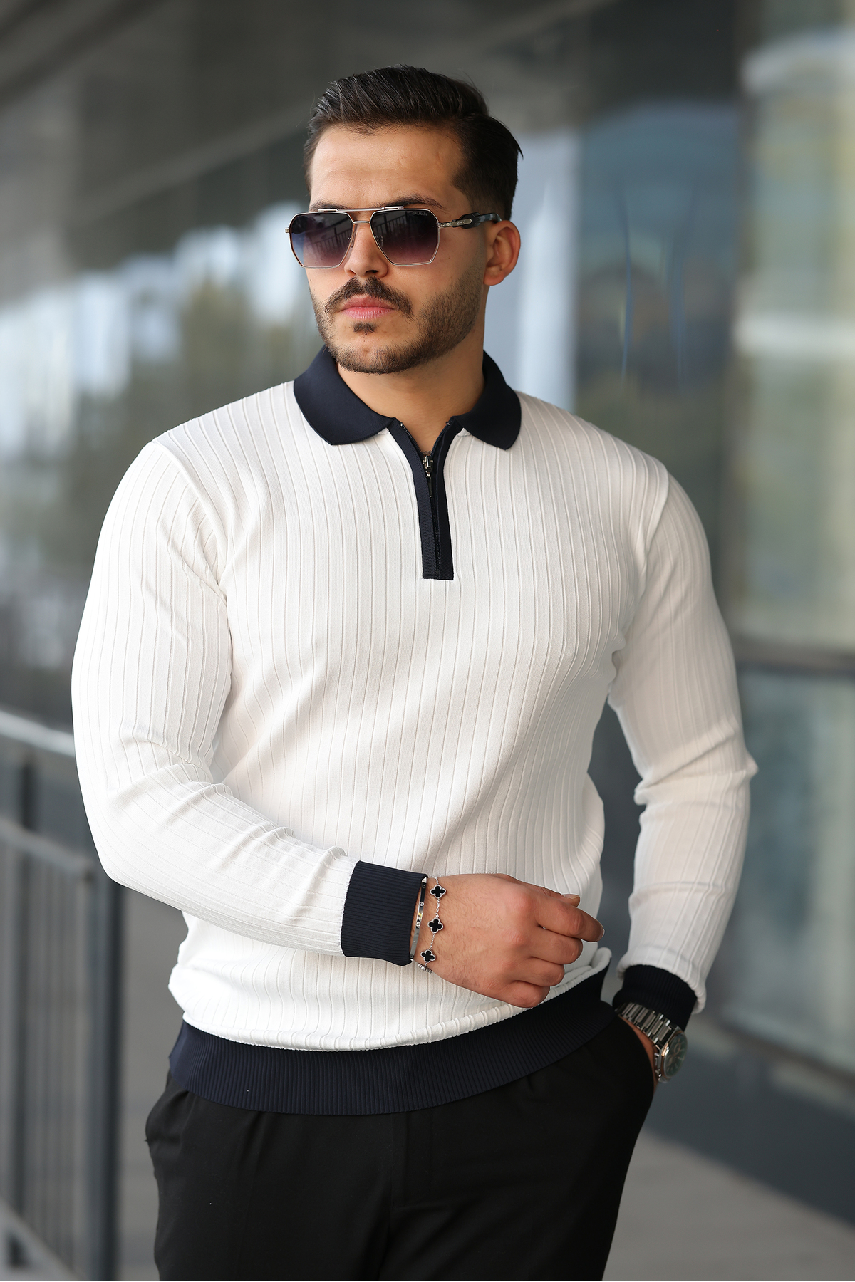 viyamen Erkek Beyaz Likralı Slim Fit Yarım Fermuarlı Triko Kazak