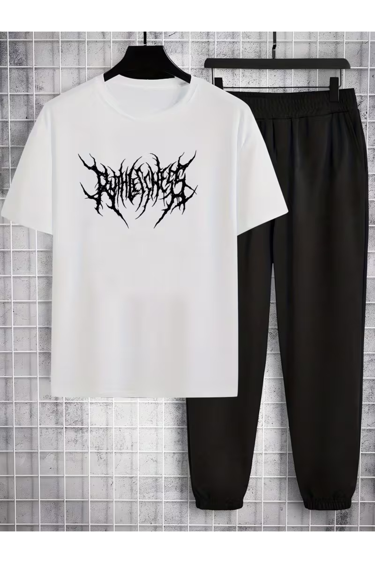 طقم رياضي كامل