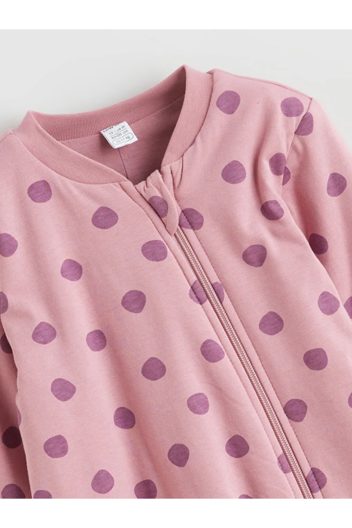 LC Waikiki LCW baby Lila 1.6 Tog Puantiyeli Kız Bebek Uyku Tulumu fotoğrafı 2 (önizleme)