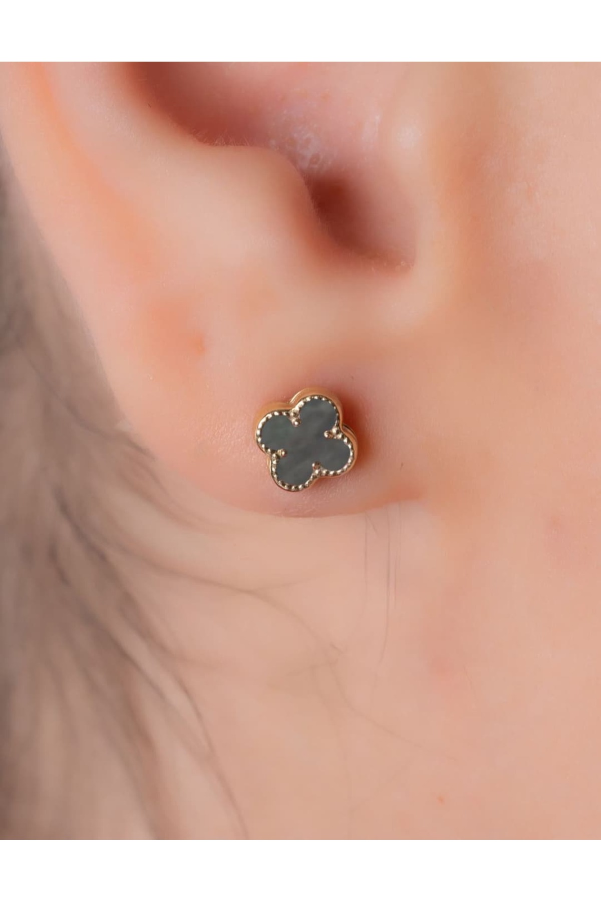 YCL JEWELLERY 14 Ayar Altın Gri Yonca Küpe 6mm