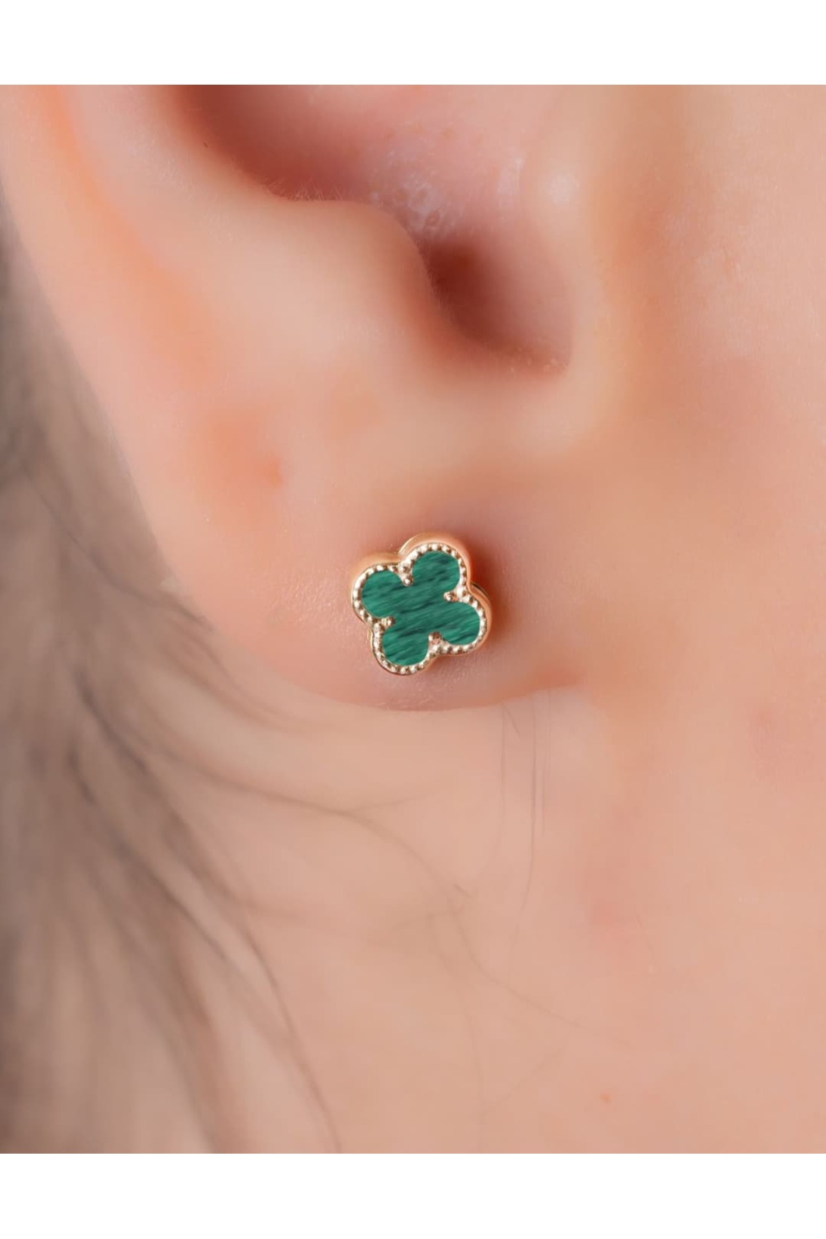 YCL JEWELLERY 14 Ayar Altın Yeşil Malakit Yonca Küpe 6mm