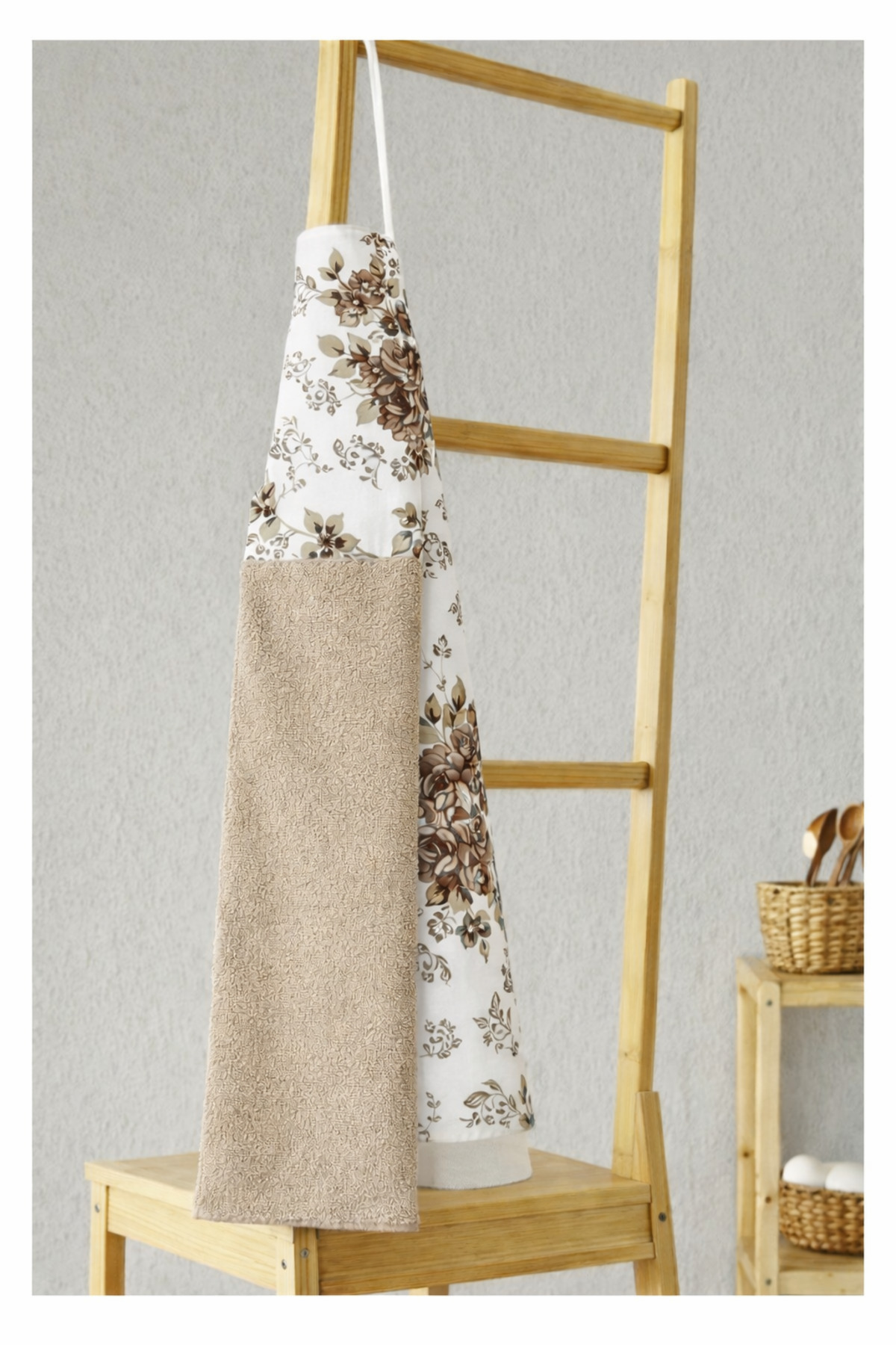 Ecevit Suvari Havlulu Mutfak Önlüğü