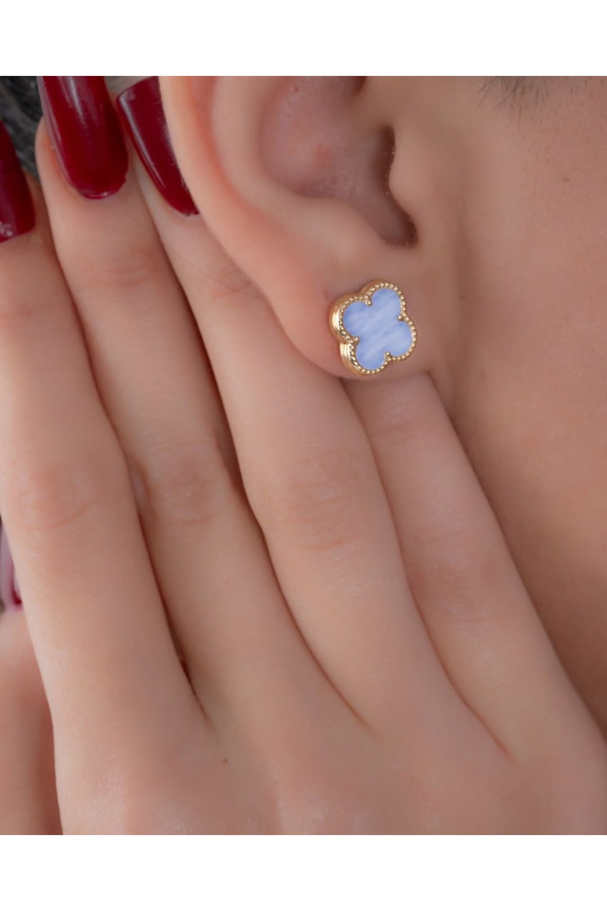 YCL JEWELLERY 14 Ayar Altın Parçalı Mavi Yonca Pimli Küpe 10mm