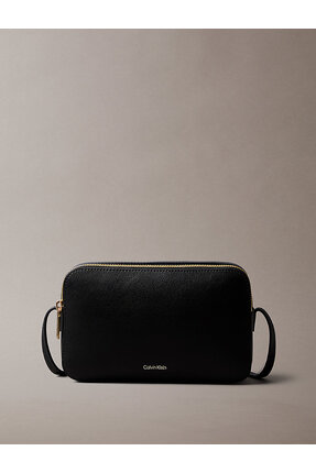 Calvin Klein Logolu Ayarlanabilir Askılı Çanta LV04F3276G332 ÇANTA LV04F3276G...