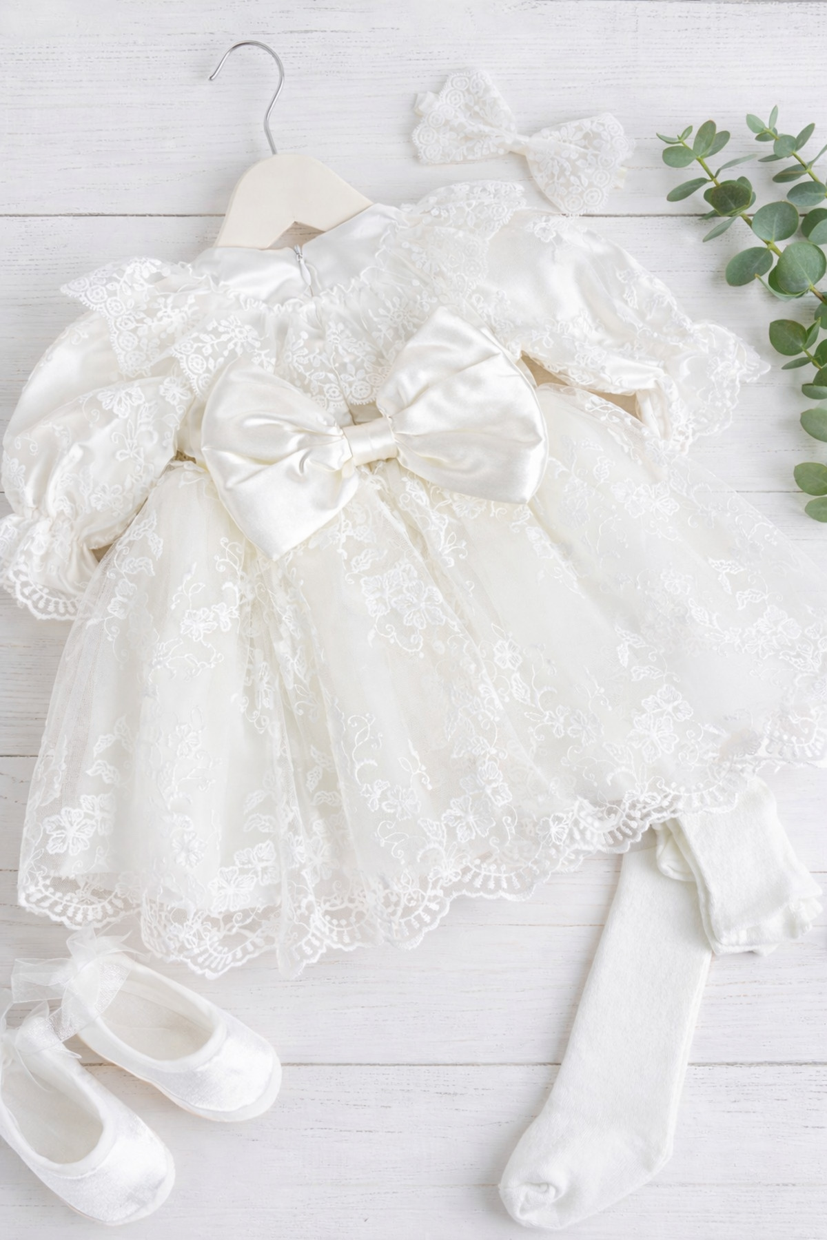 Baharda Nova Kız Bebek Güpürlü / Dantelli 4'lü Mevlüt Elbise Seti fotoğrafı 3 (önizleme)