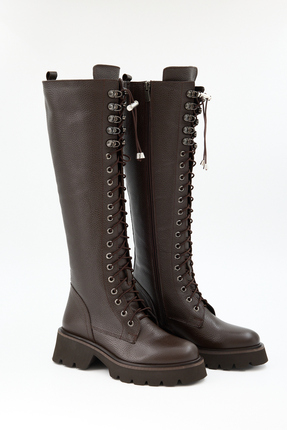 Jande Kadın Kahverengi Bağcıklı Diz Altı Kalın Taban Hakiki Deri Çizme