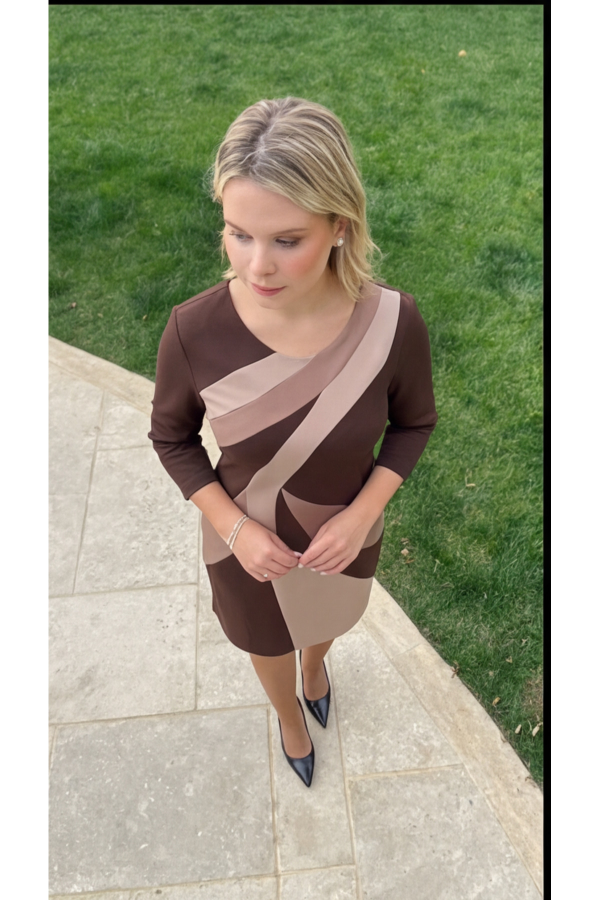 EOMETRİK DESENLİ ELBİSE