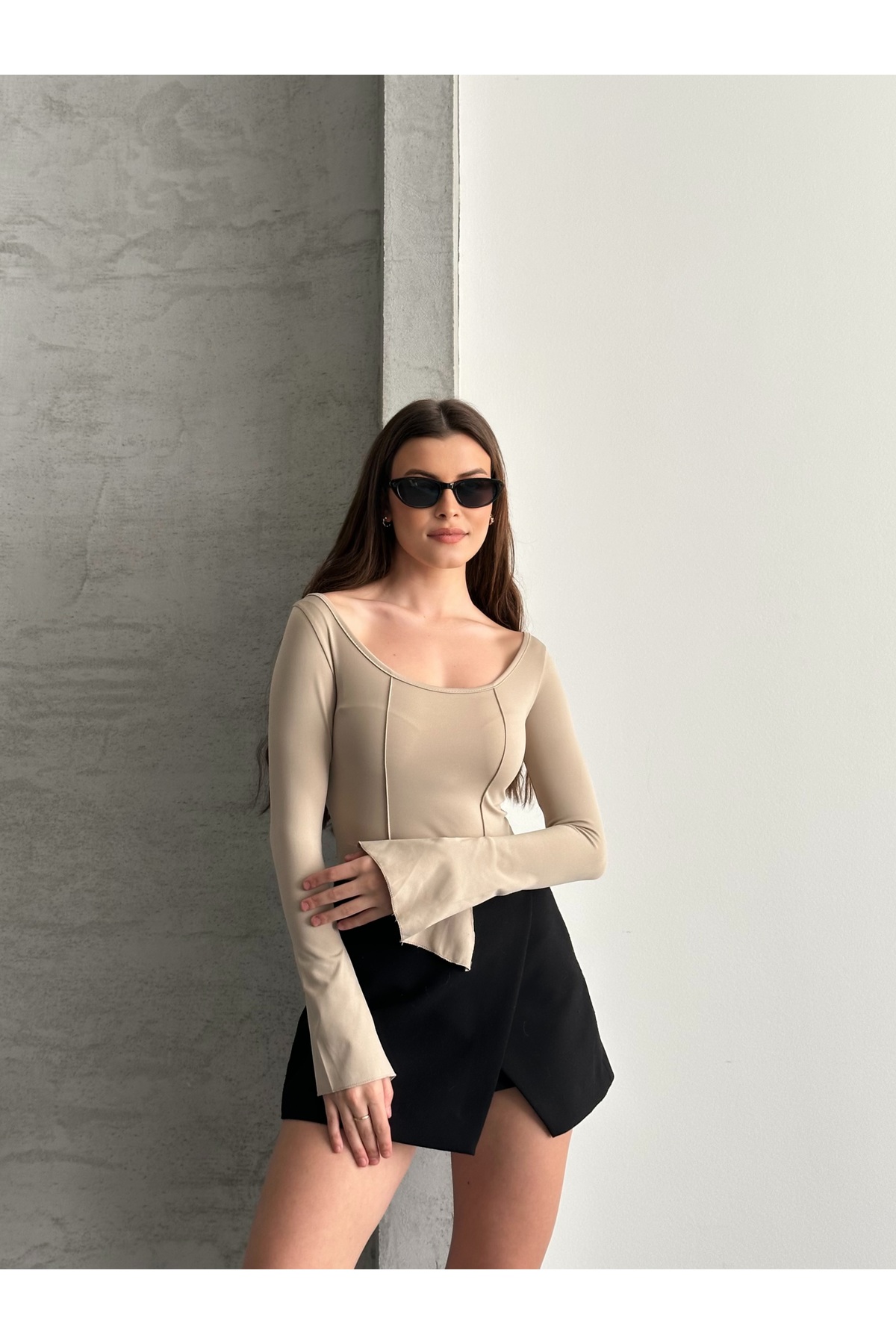 Women's Modal Fabric Sleeve Slit Back Neckline Bodysuit