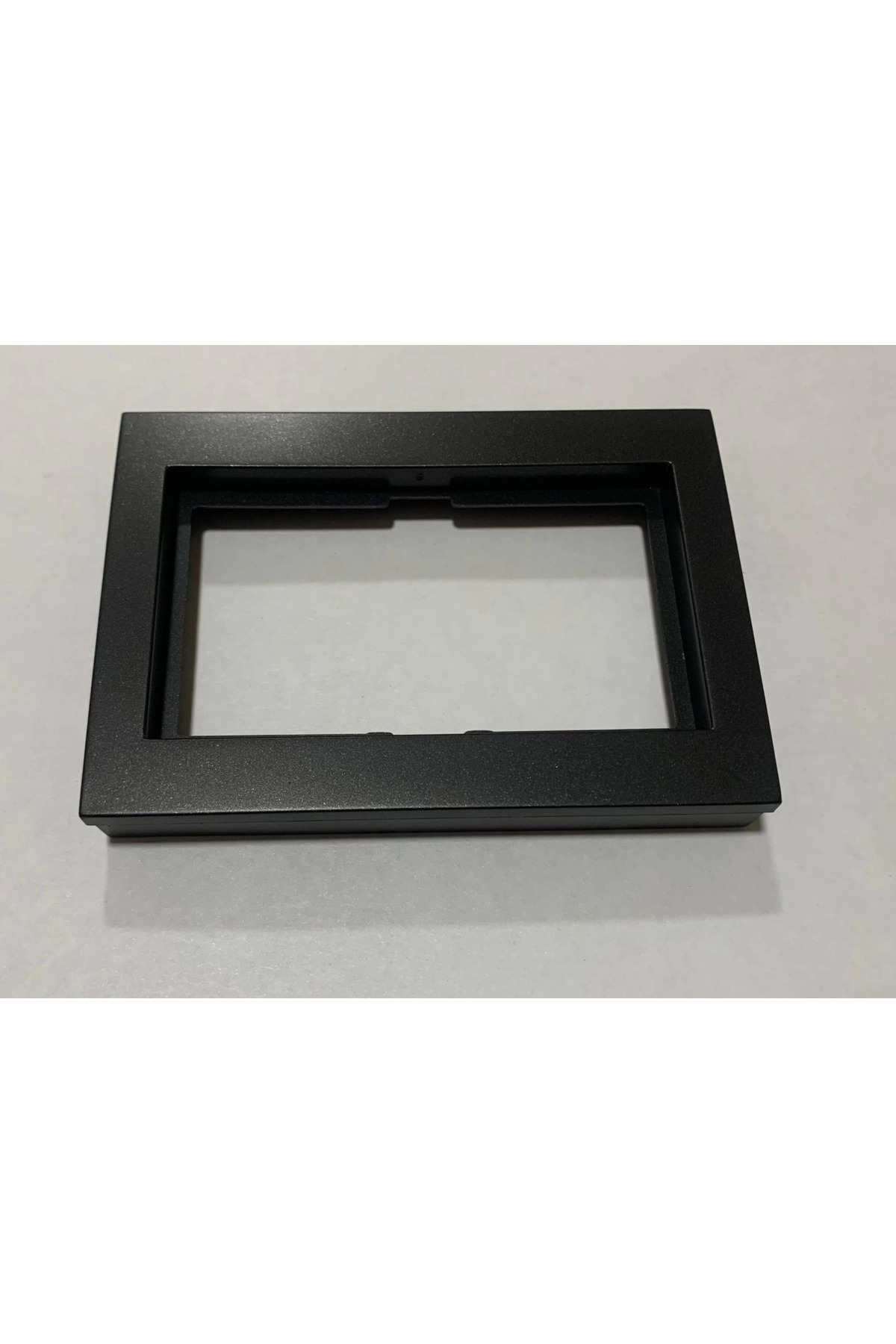 costurera Ovivo Metalik Siyah İkili Topraklı Priz Çerçevesi Grano