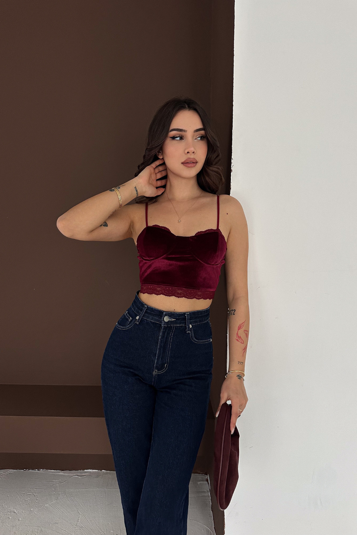 MİROR  Kadın Bordo Kadife Dantel Askılı Crop Bustiyer - Görsel 4