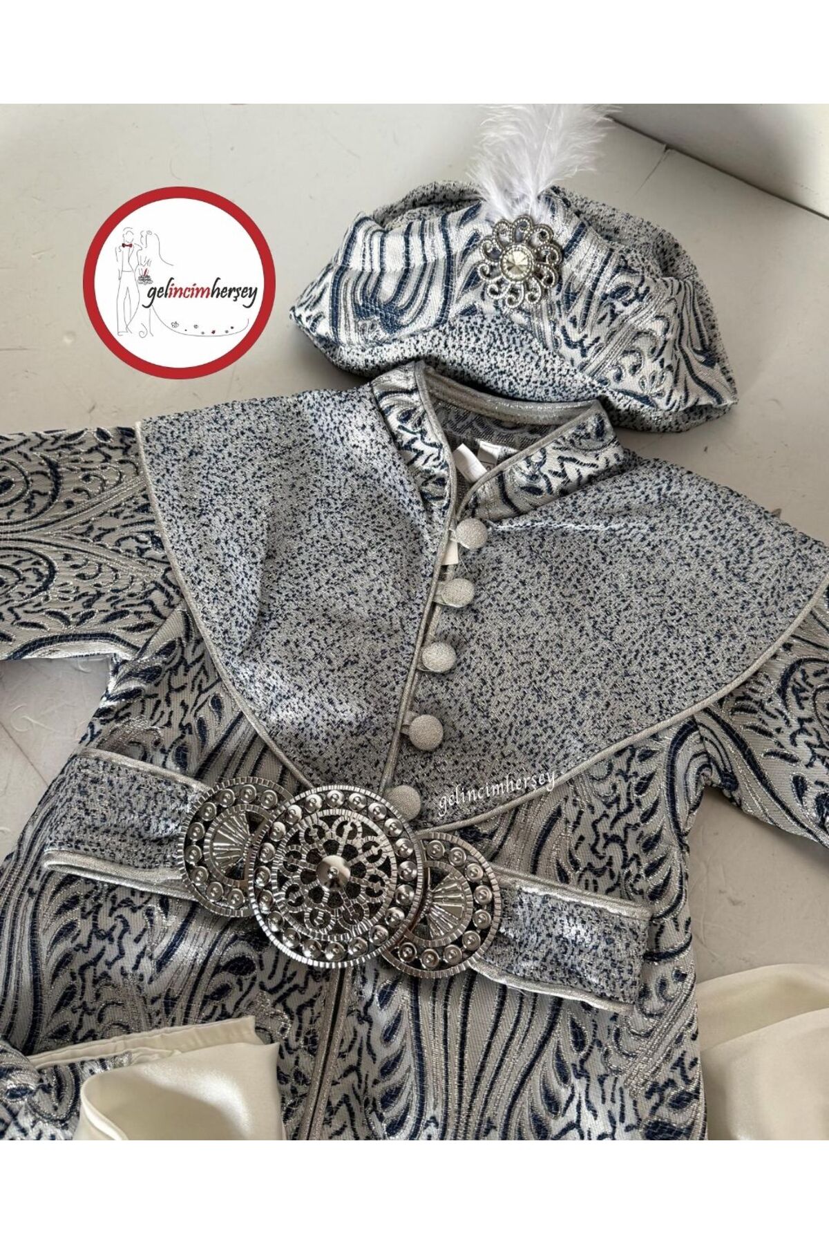 Gelincimherşey 1 Yaş Erkek Bebek Sünnet Takımı Osmanlı Kemer Detaylı Şehzade Konsept Mevlüt Kıyafeti fotoğrafı 3 (önizleme)