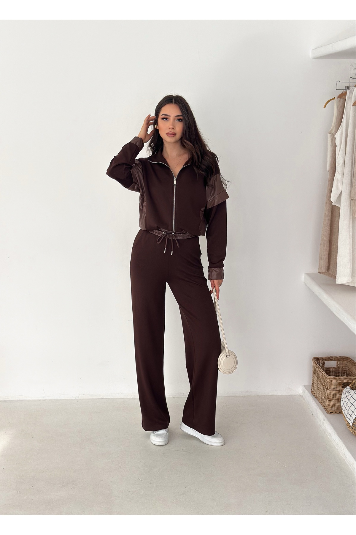 Women's Modal Fabric Garnish Baggy Tracksuit Set Loose Fit Sport Stylish Modal Fabric Baggy Tracksuit Set