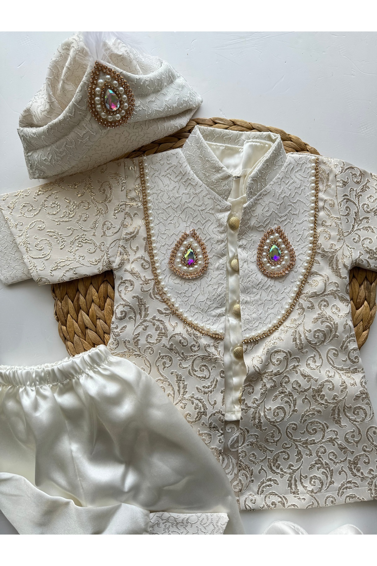 PİLEKİ BABY (PATİKLİ ) ERKEK BEBEK GİYİM , SÜNNET TAKIM ERKEK BEBEK KILIÇLI AKSESUARLI MEVLÜT KIYAFETİ fotoğrafı 4 (önizleme)