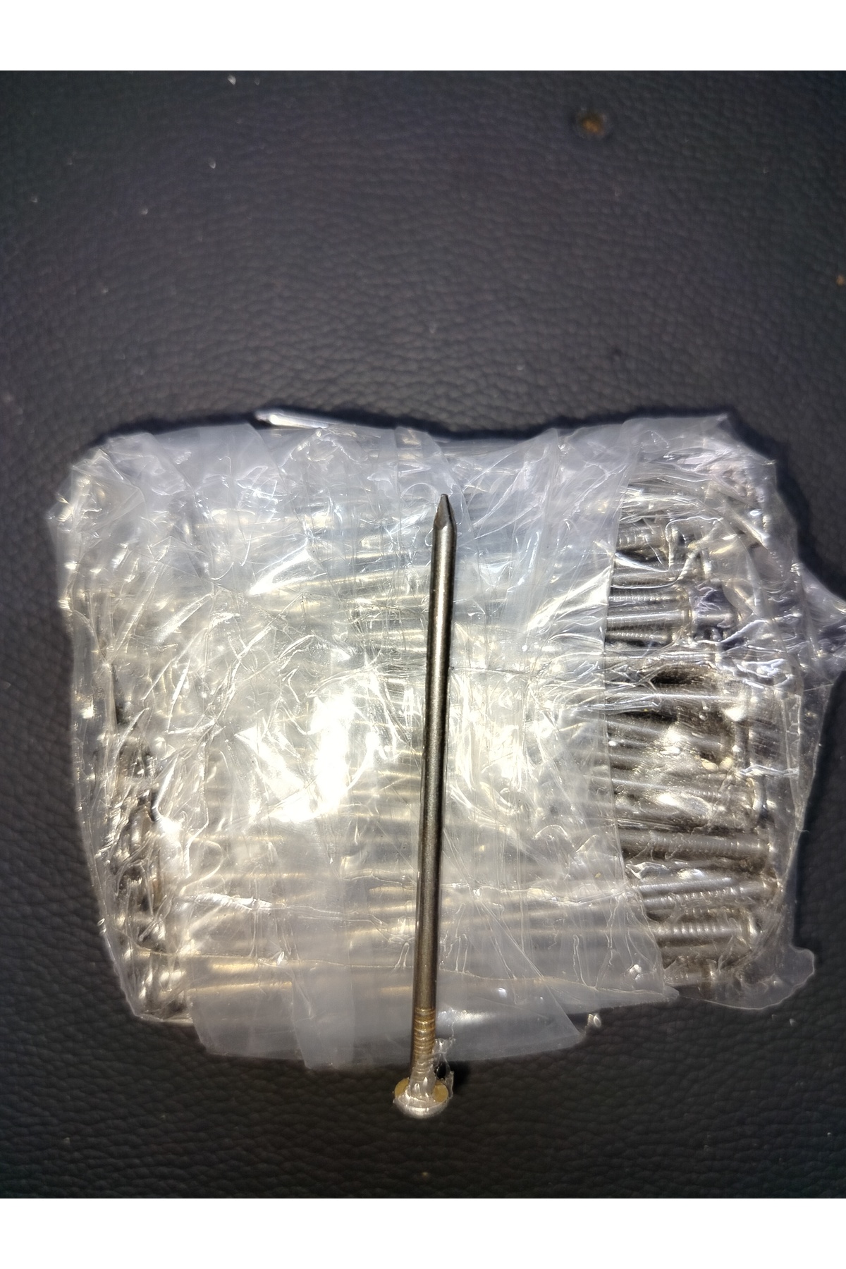 GenelTedarik ÇİVİ İNŞAAT 8'LİK SAĞLAM KALİTELİ (1 KİLO)