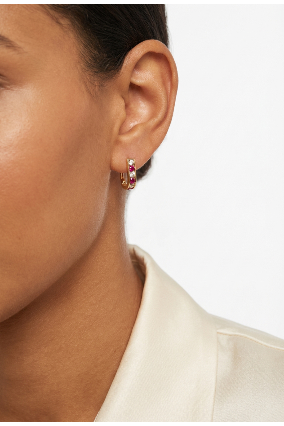 Çelikoğlu Kuyumculuk 8 AYAR ALTIN KADIN KÜPESİ 1,19 GR