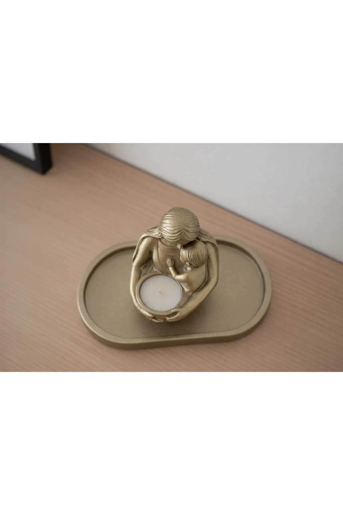 simea products Mom Candle - Tabaklı Anne ve Çocuğu Mum fotoğrafı 5 (önizleme)