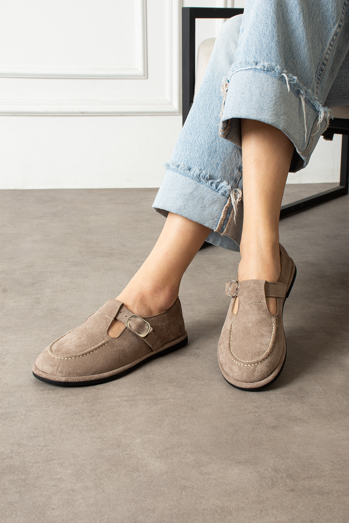 Zintra  Kadın Süet Tokalı Babet Bej Renk Önü Kapalı Günlük Ayakkabı Rahat Konforlu - Görsel 2