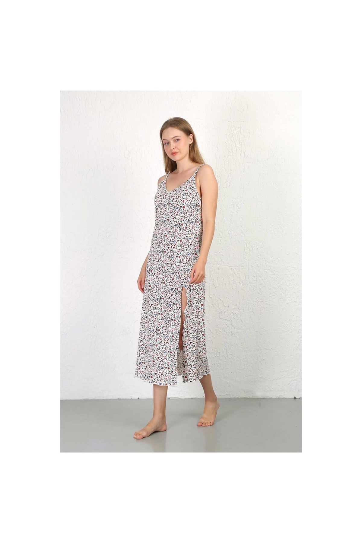 Narnuga MİRAY- İp Askılı Uzun Yırtmaçlı Penye Gecelik Beyaz