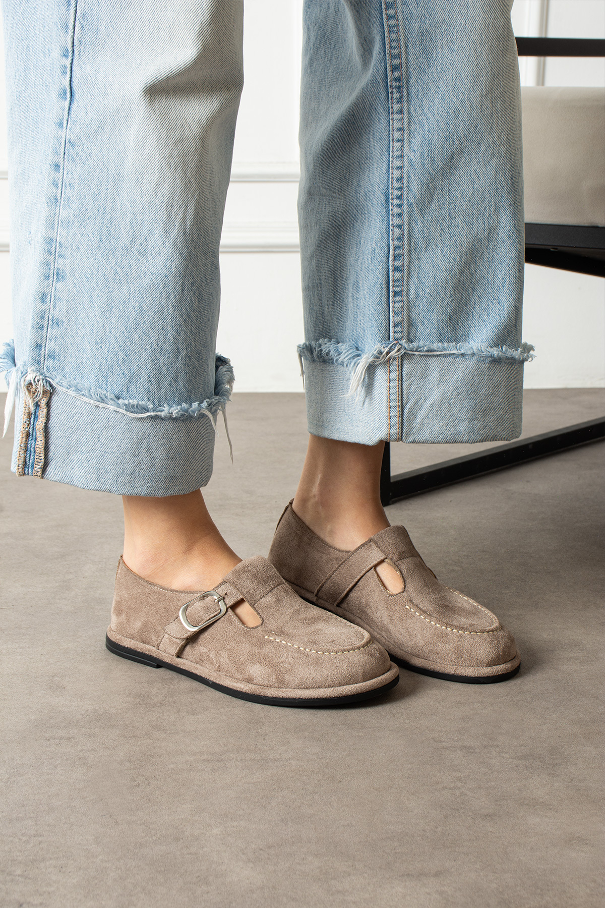 Zintra  Kadın Süet Tokalı Babet Bej Renk Önü Kapalı Günlük Ayakkabı Rahat Konforlu