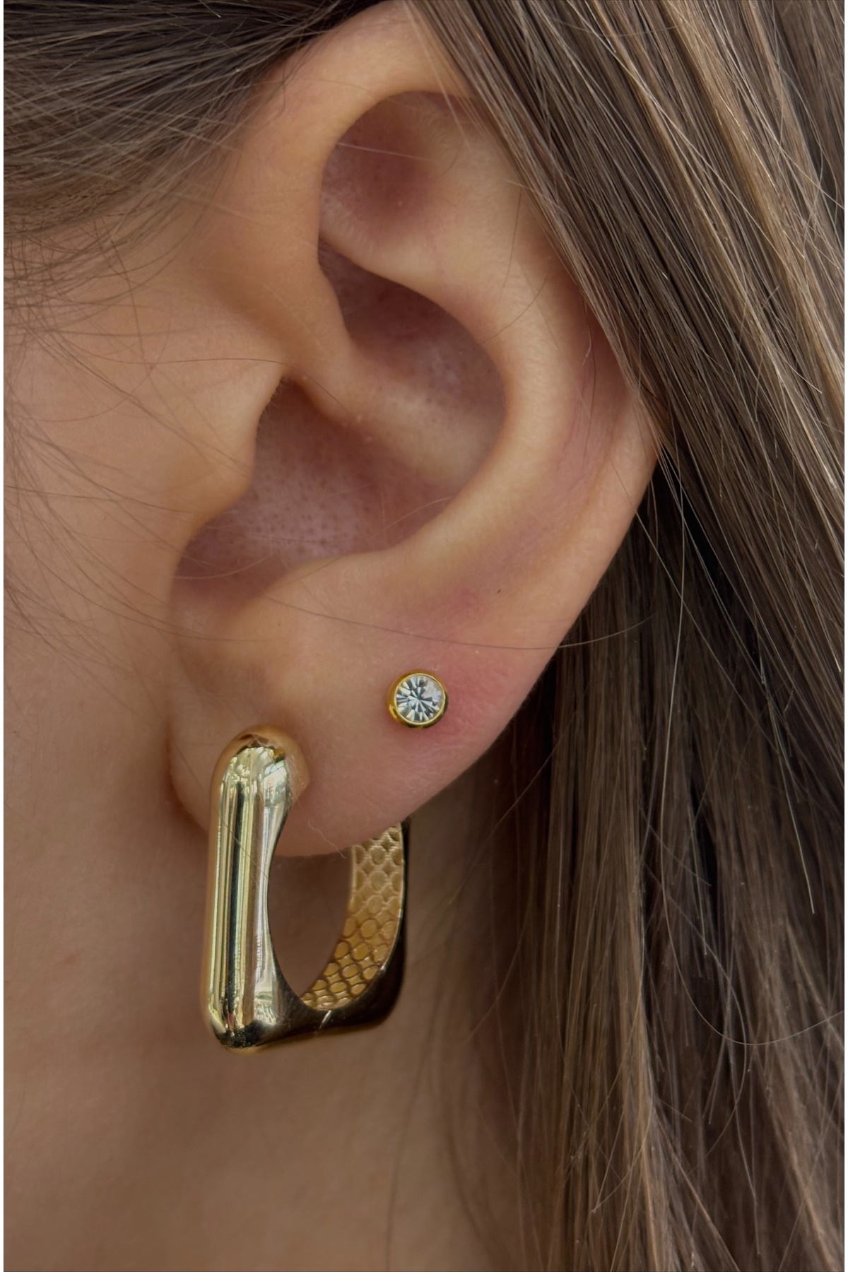 Has Kuyumcum 14 Ayar Altın Kare Halka Küpe