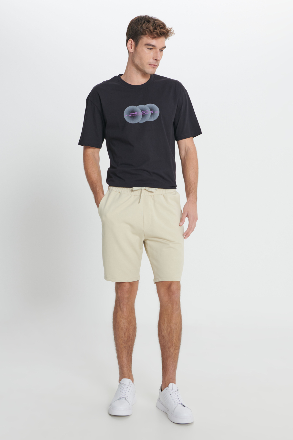 Altınyıldız Classics  Bej Standart Fit Normal Kesim Pamuklu Cepli Örme Şort - Görsel 3