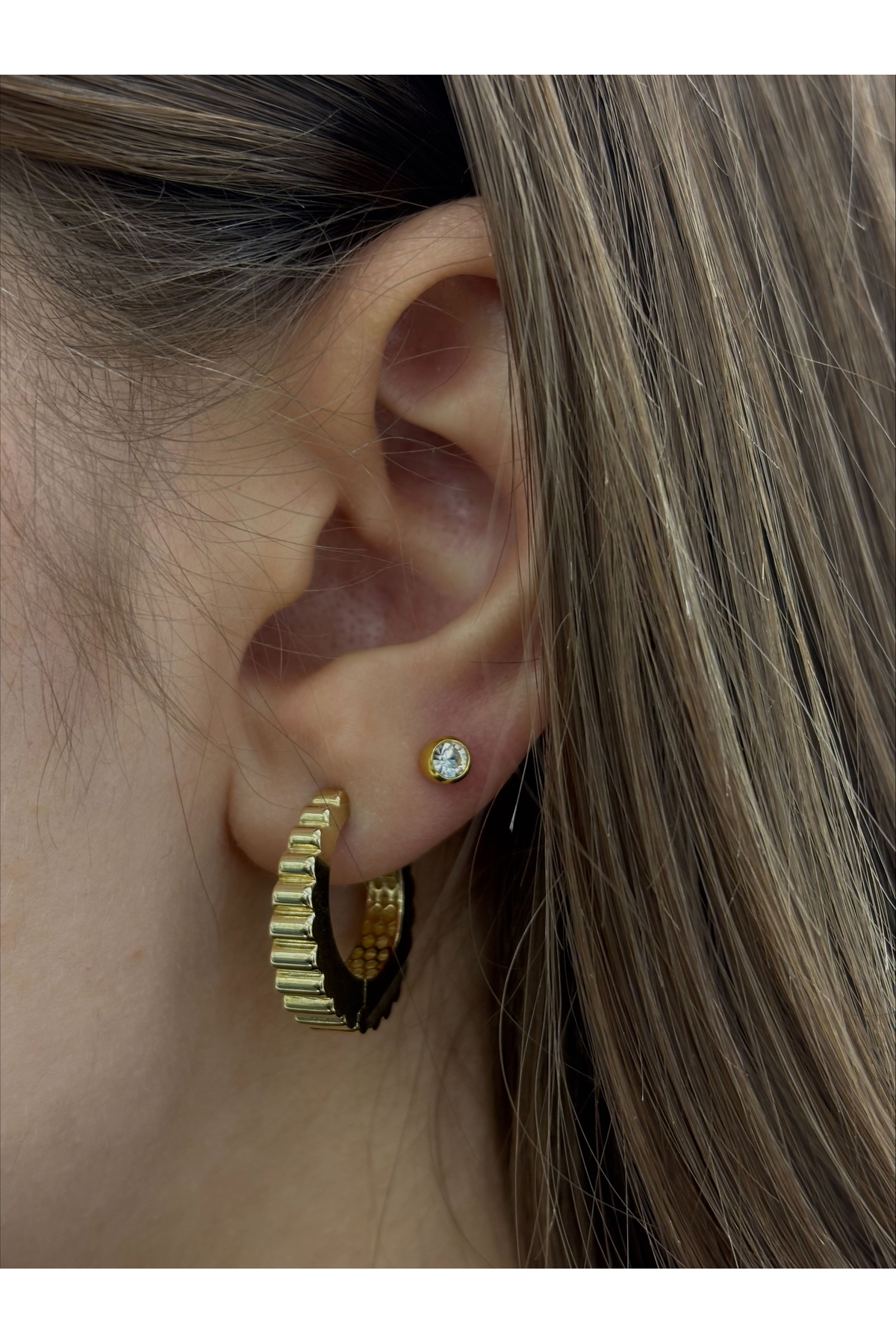 Has Kuyumcum 14 Ayar Altın Tırtıklı Halka Küpe