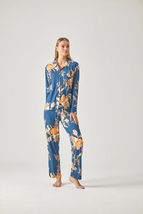 Pamuk Pamuk MAVİ İRİ ÇİÇEK DESENLİ ÖNDEN DÜĞMELİ PİJAMA TAKIMI