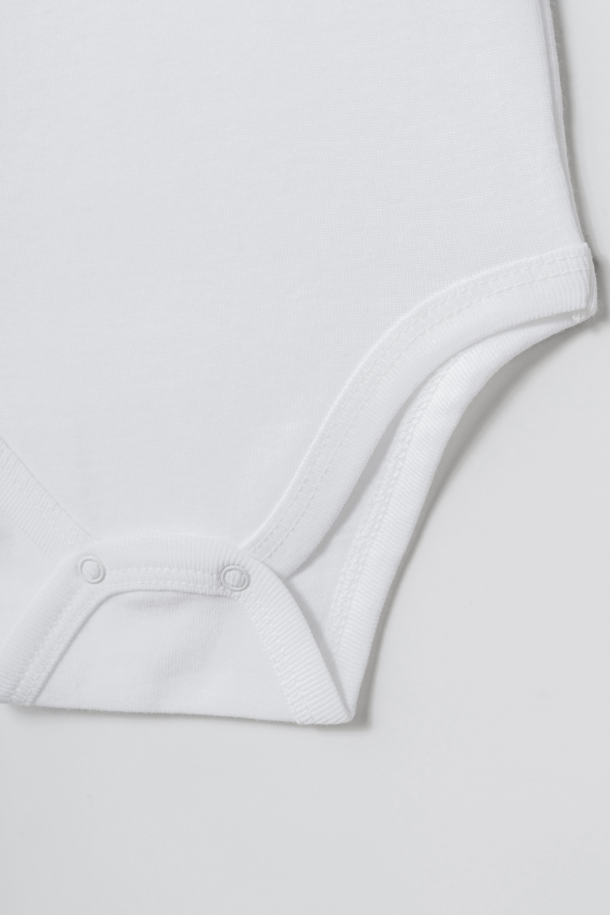 Minibess %100 Pamuk 5 li Beyaz Atlet Çıtçıtlı Bebek Body fotoğrafı 3 (önizleme)