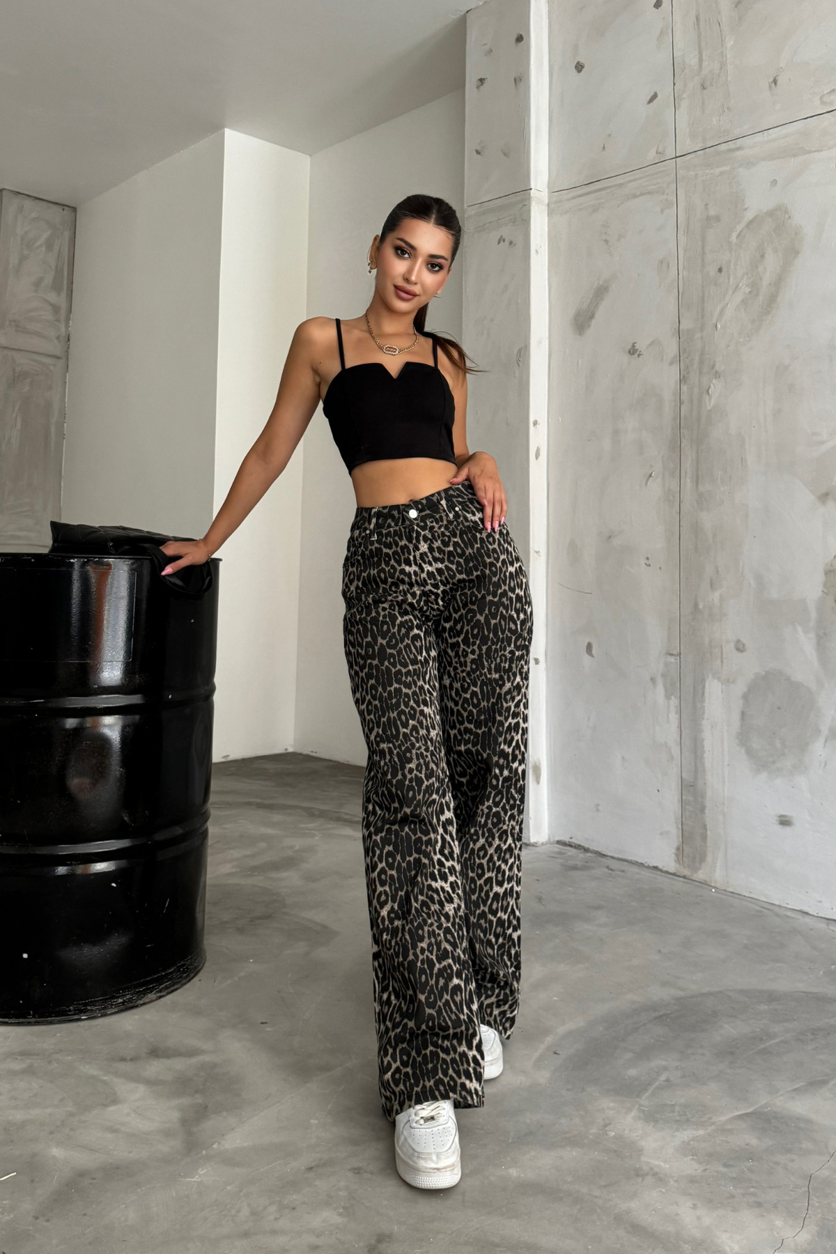 BİKELİFE  Kadın Leopar Desenli Yüksel Bel Geniş Paça Lıkralı Palazzo Pantolon - Görsel 7