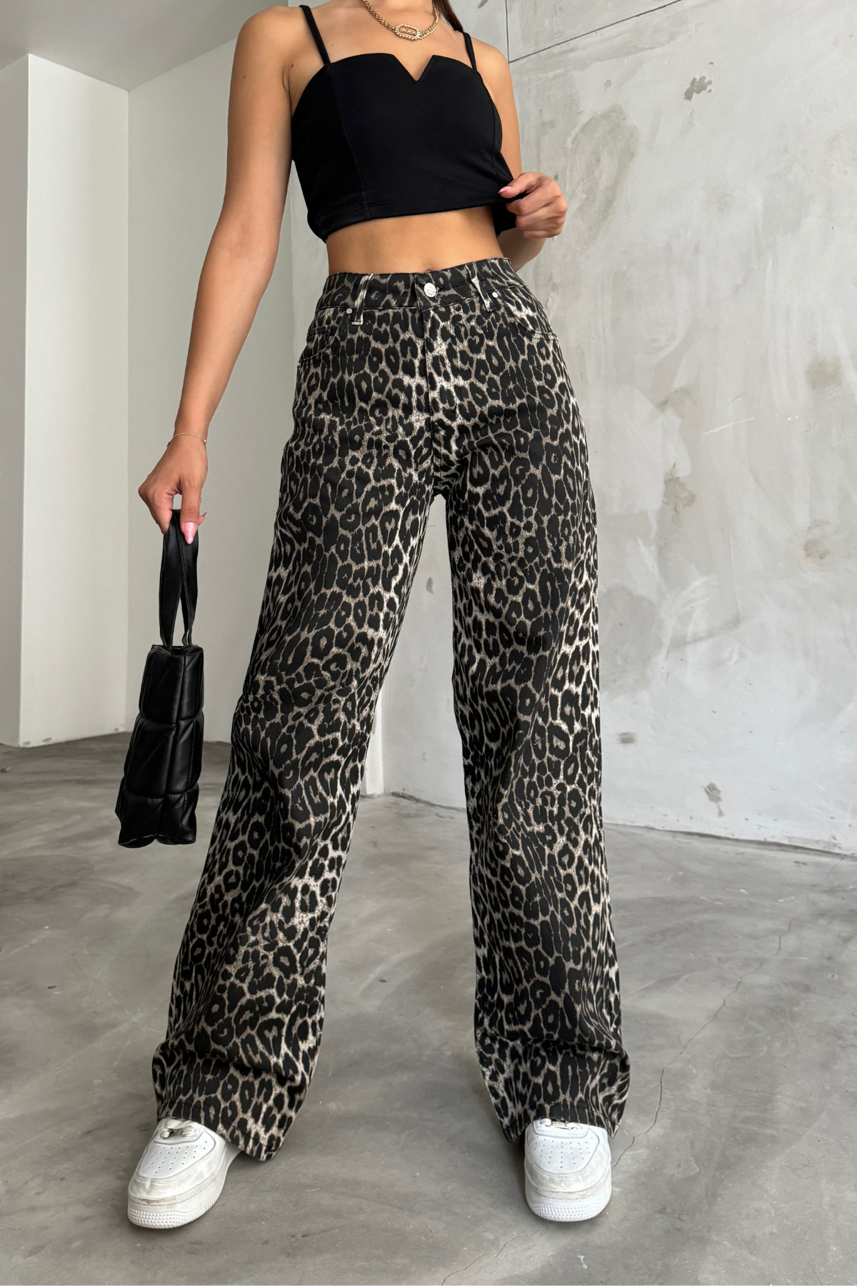 BİKELİFE  Kadın Leopar Desenli Yüksel Bel Geniş Paça Lıkralı Palazzo Pantolon - Görsel 3