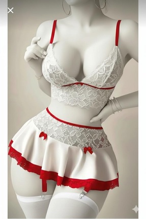 WINDY LAND Kadın Beyaz Dantel Detaylı Şık Gecelik çorap hediyeli