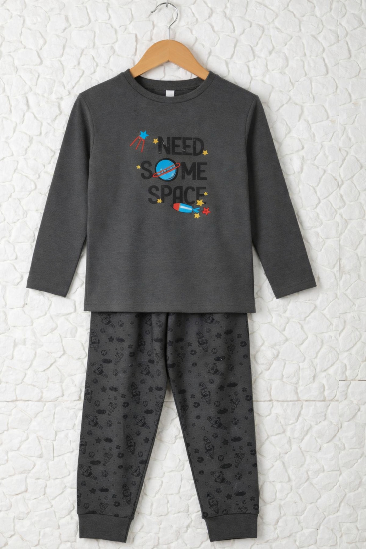 DOFİ Erkek Çocuk Füme Süpersoft Pijama Takımı – Uzay Desenli fotoğrafı 3 (önizleme)