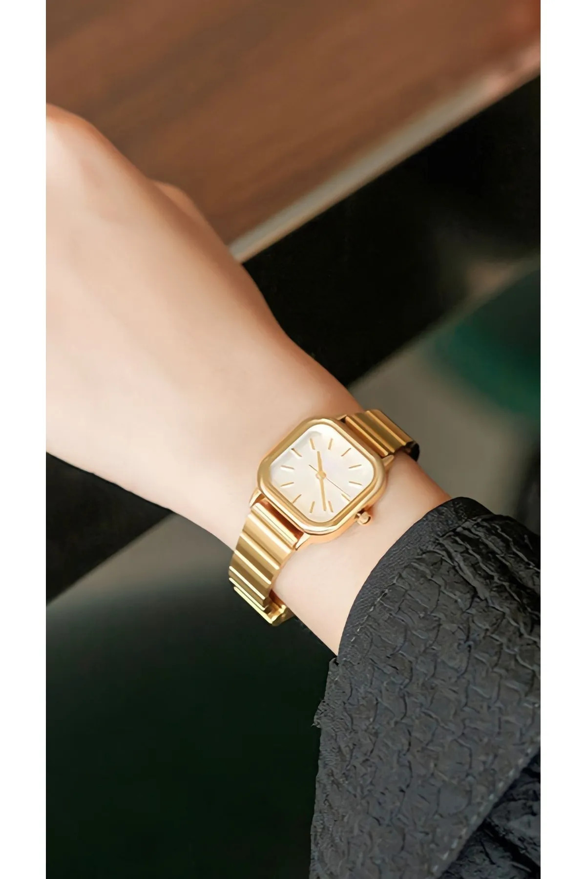 Re-Nox Kare Vintage Minimal Kadın Kol Saati Gold görsel 4