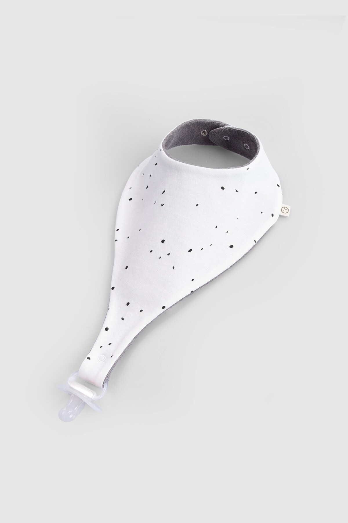 Little Gusto Sıvı Geçirmez Emzik Tutuculu Önlük Beyaz Cosmos Desen Organik Pamuk fotoğrafı 2 (önizleme)