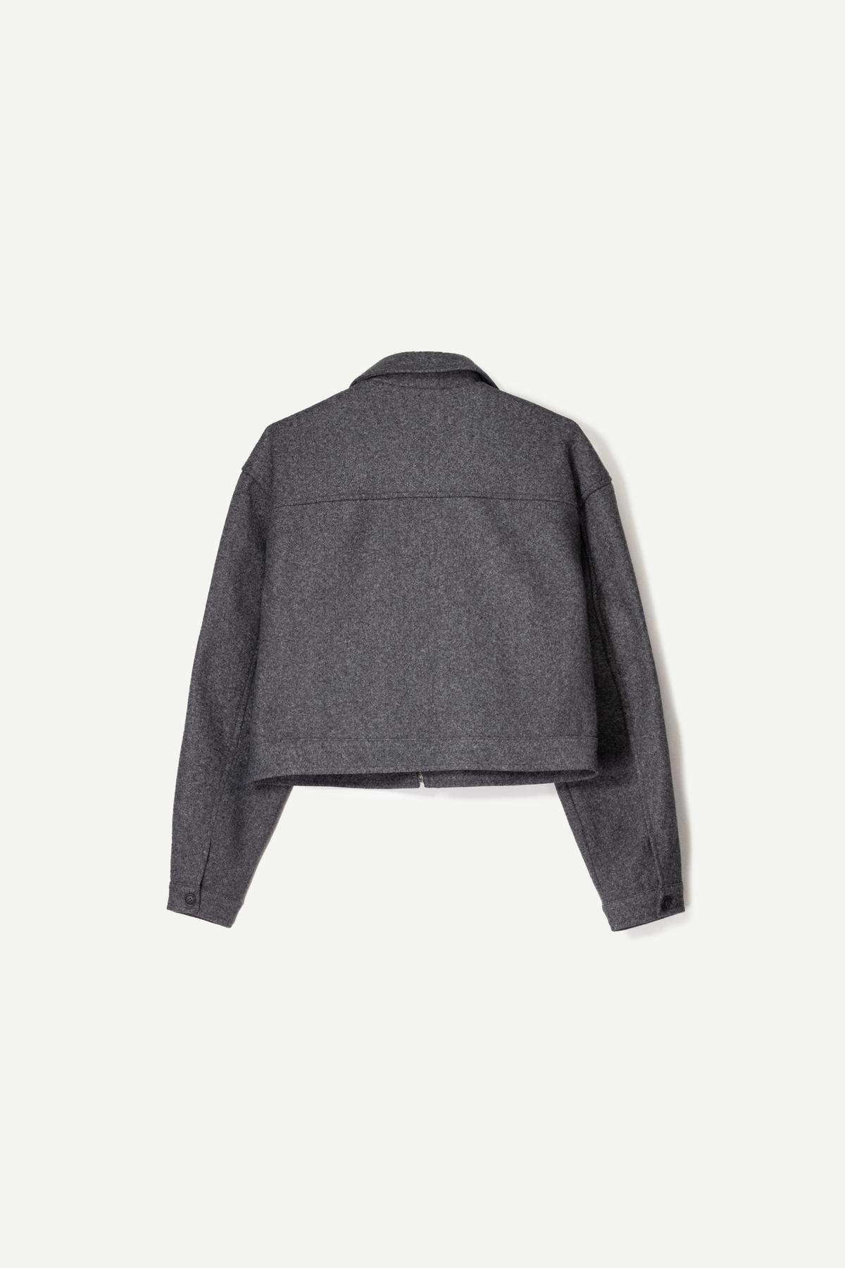 Bershka  Crop kesim yumuşak ceket - Görsel 6