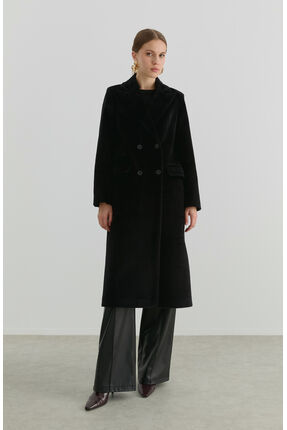 Fatma Atasoy Maksi Tay Tüyü Siyah Ceket Kaban