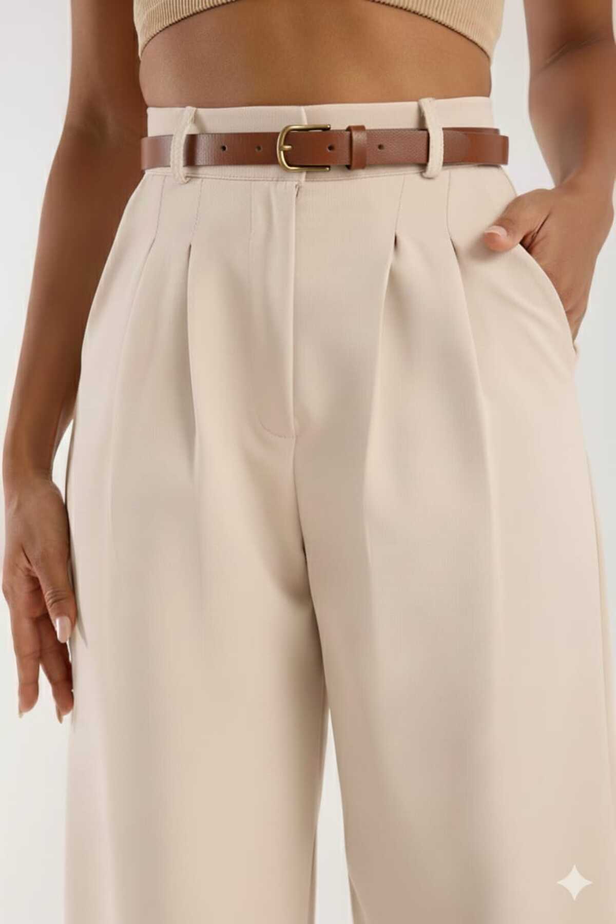 LAVA FASHION  Bu yüksek belli pantolonlar başarılı kadınlar için tasarlanmıştır.