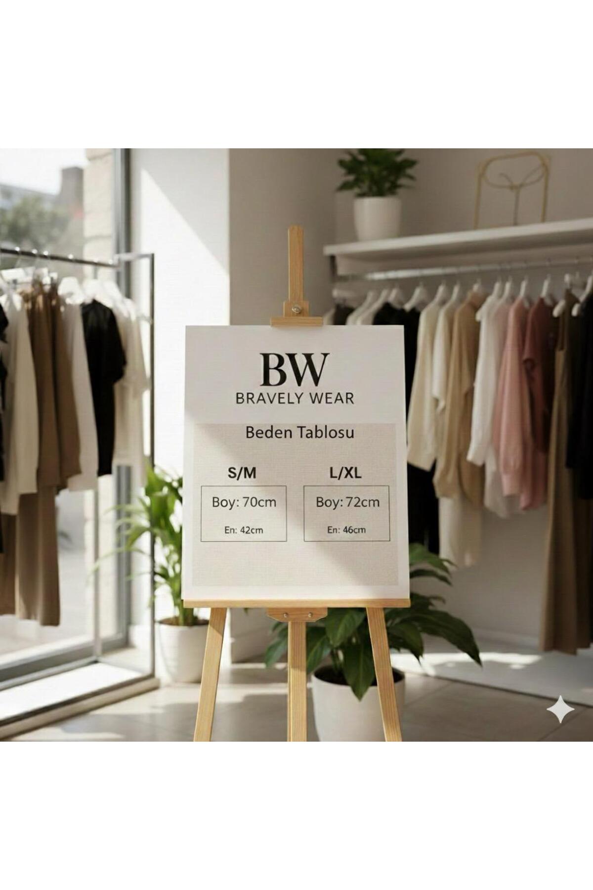 FAVORİST  Etnik Desen Baskılı Kadın Omuzu Açık Kolsuz Askılı Tshirt - Görsel 5