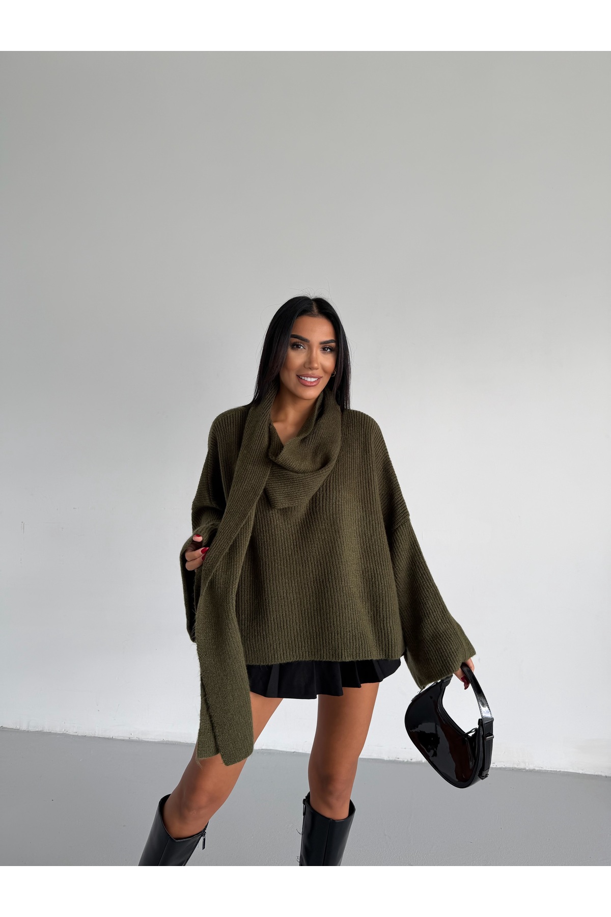 Lamierra  Şal Detaylı Yumoş V yaka Kadın Triko Kazak - Görsel 7