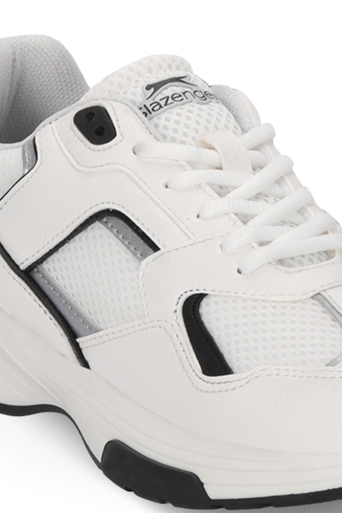 Slazenger  PINEAPPLE I Kadın Beyaz / Siyah Günlük Spor Ayakkabısı - Görsel 4