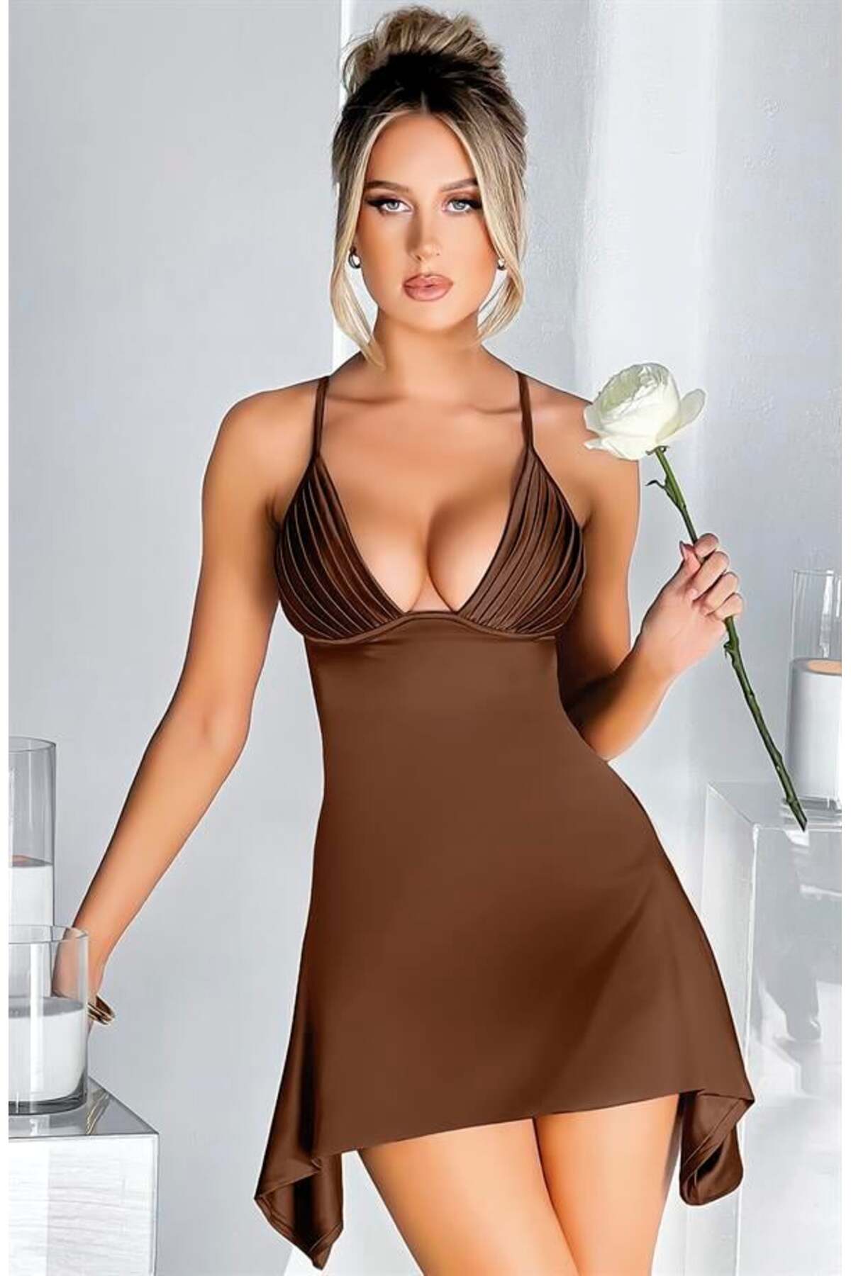 HAYAT STORE Özel Tasarım İnce Askılı Göğüs Dekolteli Kahverengi Mini Saten Gecelik
